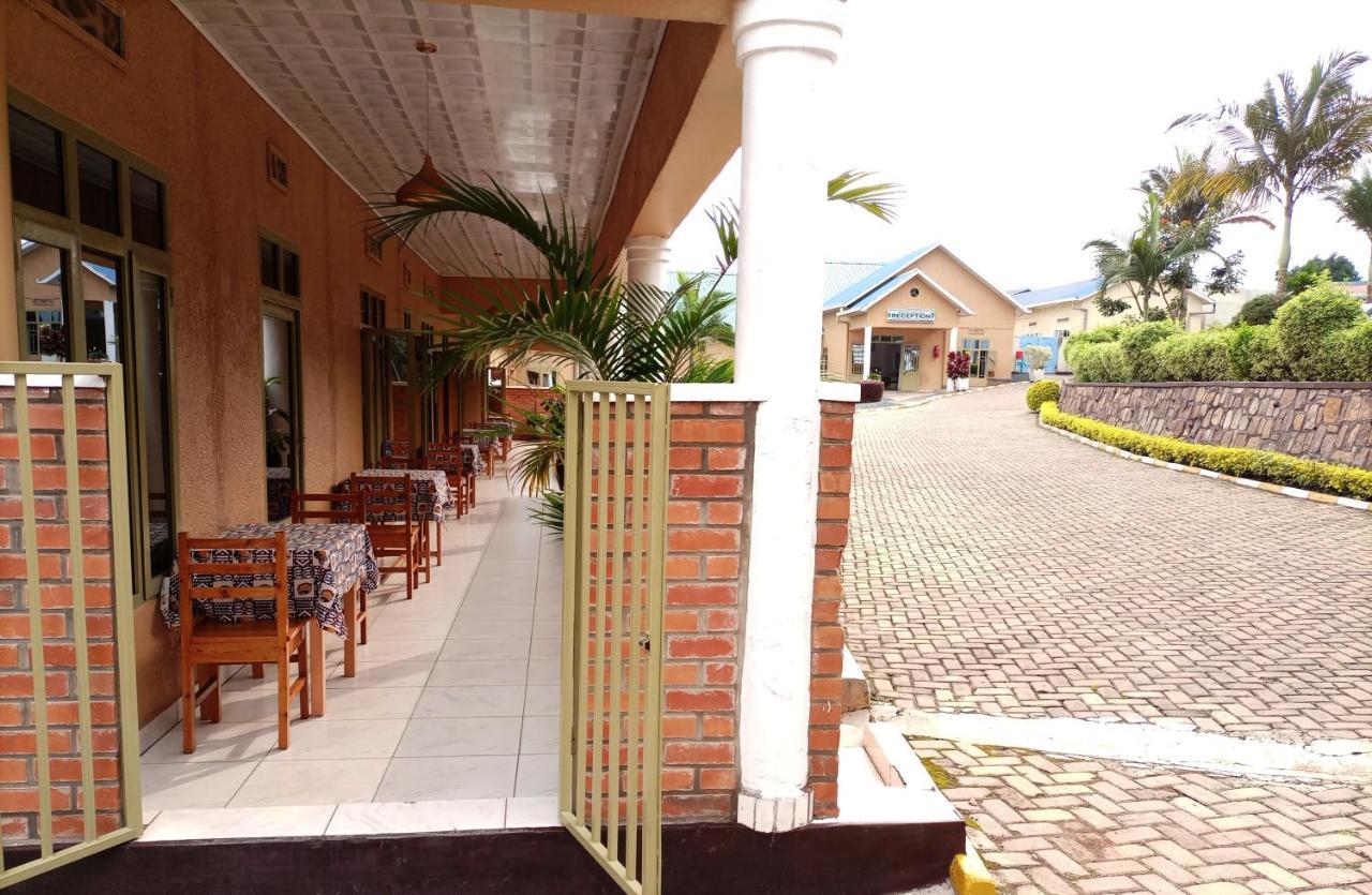 קיגאלי St Etienne Guest House מראה חיצוני תמונה